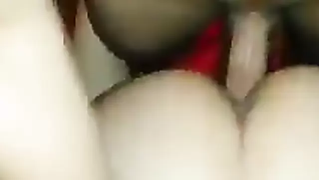 Долбит раком узбечку с красивой попой