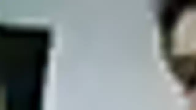 Горячая узбечка берет в ротик у друга