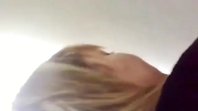 Замужняя узбечка трахается с коллегой