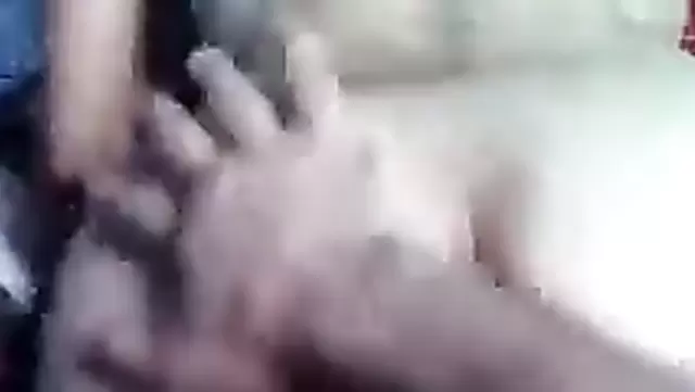 Аппетитную узбечку трахает женатик
